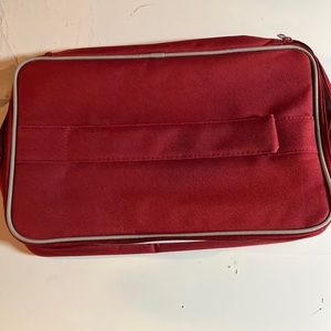 Casserole carrier tote New in package